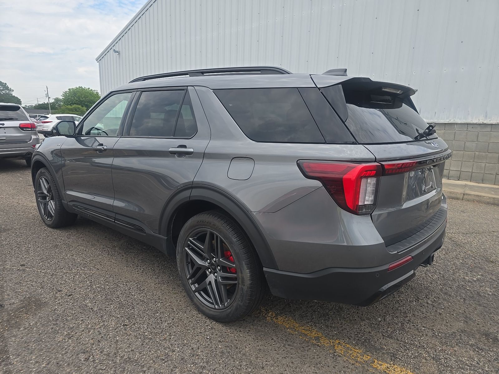 FORD EXPLORER - 7