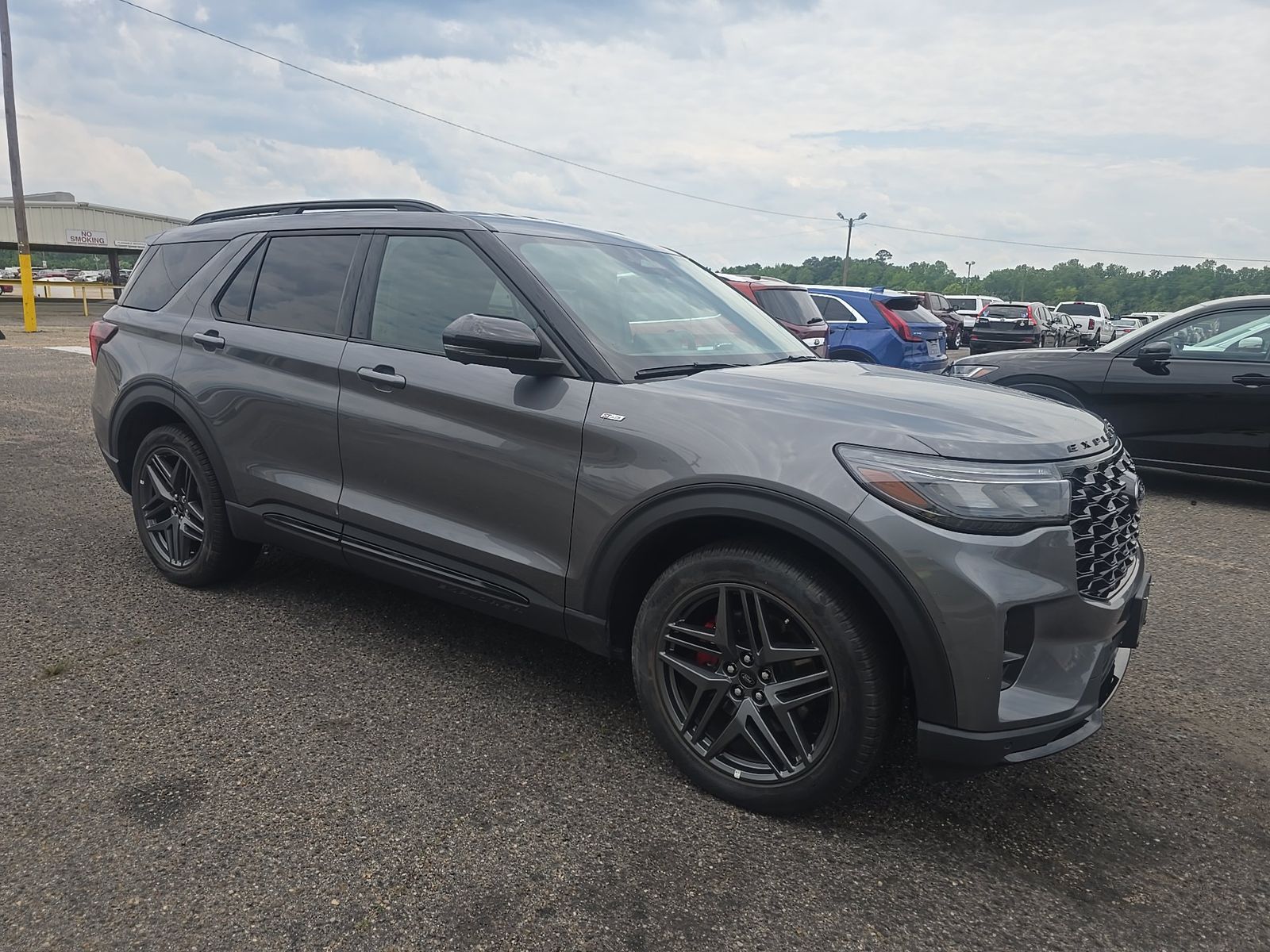 FORD EXPLORER - 4