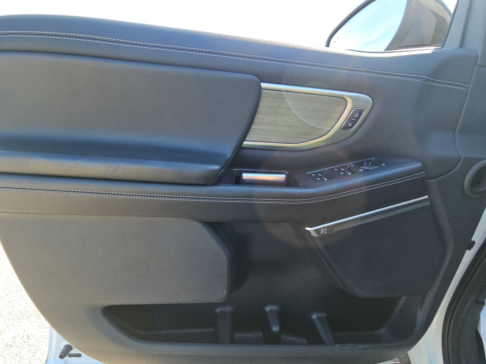 FORD EXPEDITION - 10