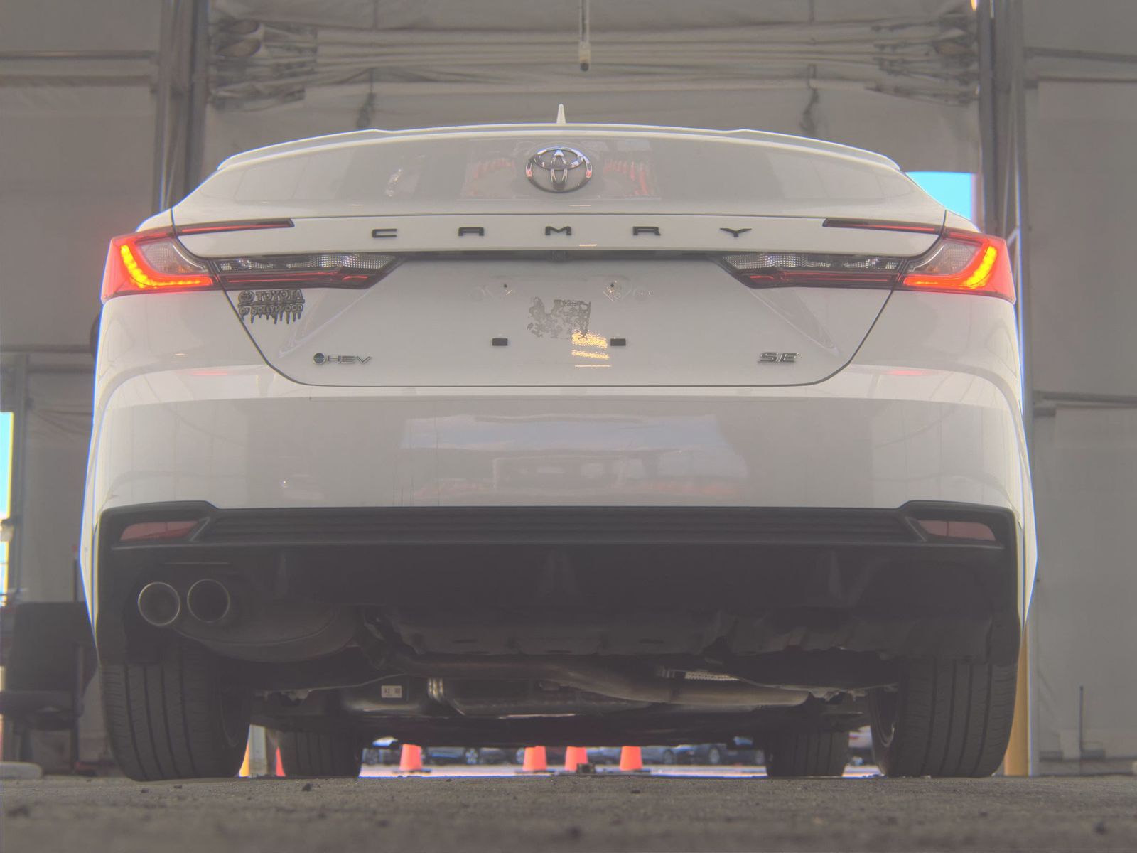 TOYOTA CAMRY - 8