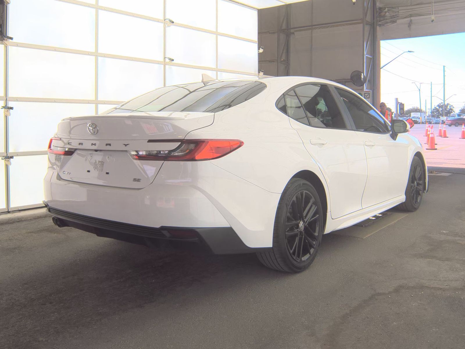 TOYOTA CAMRY - 6