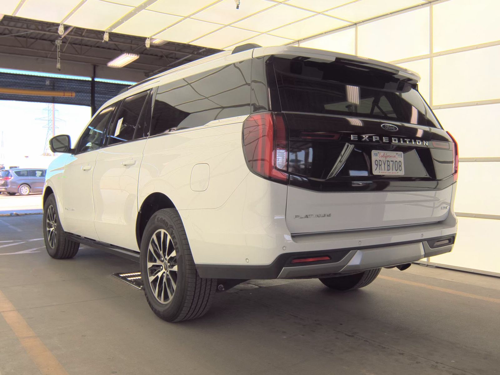 FORD EXPEDITION MAX - 7