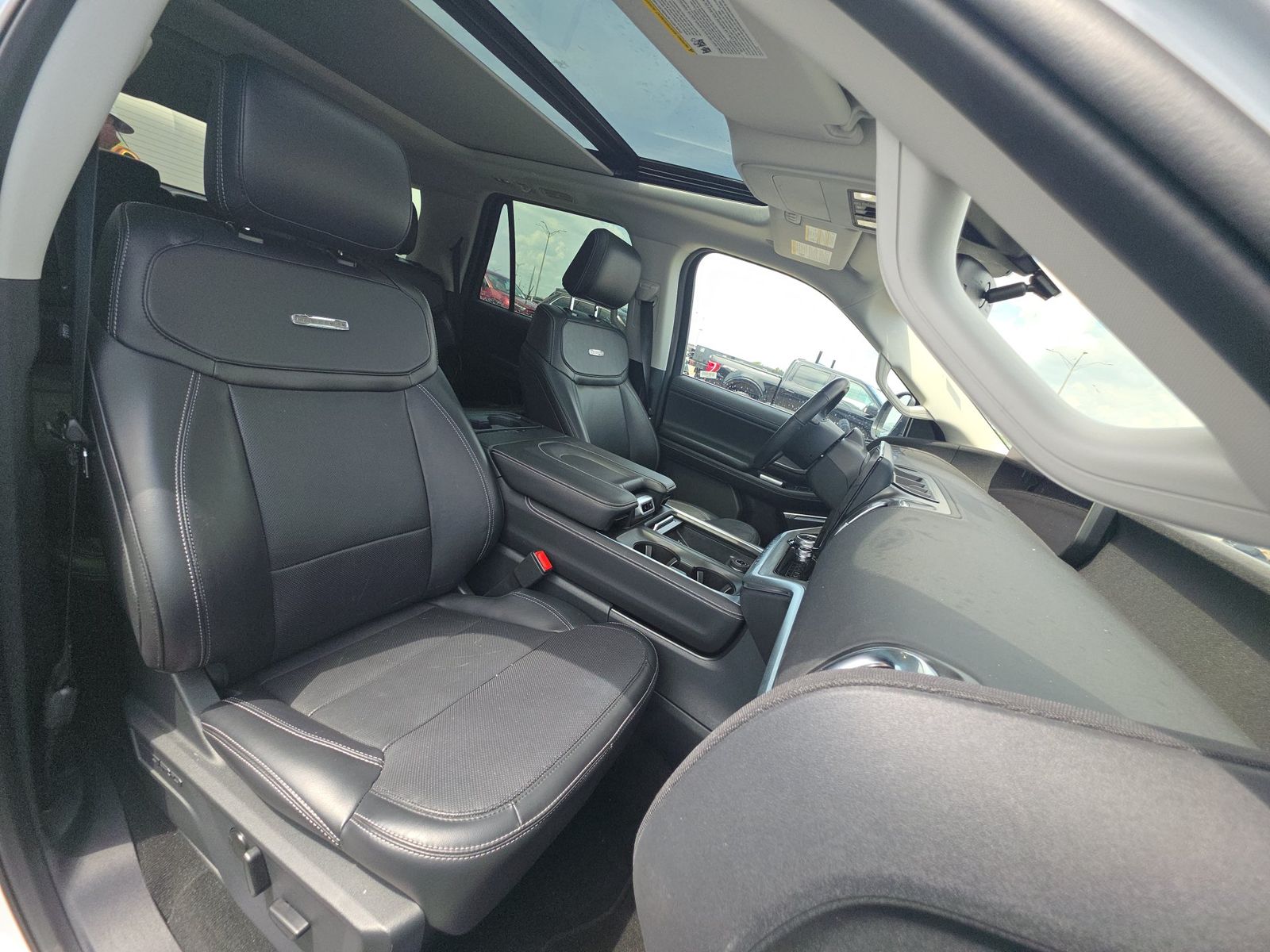 FORD EXPEDITION - 9