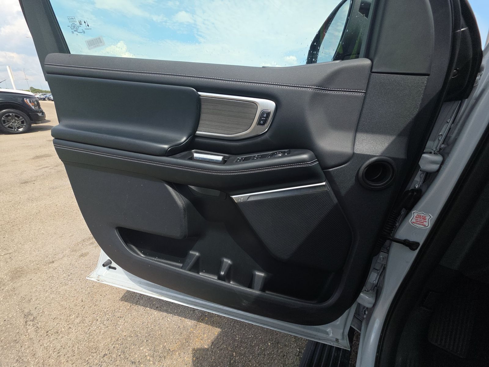 FORD EXPEDITION - 10