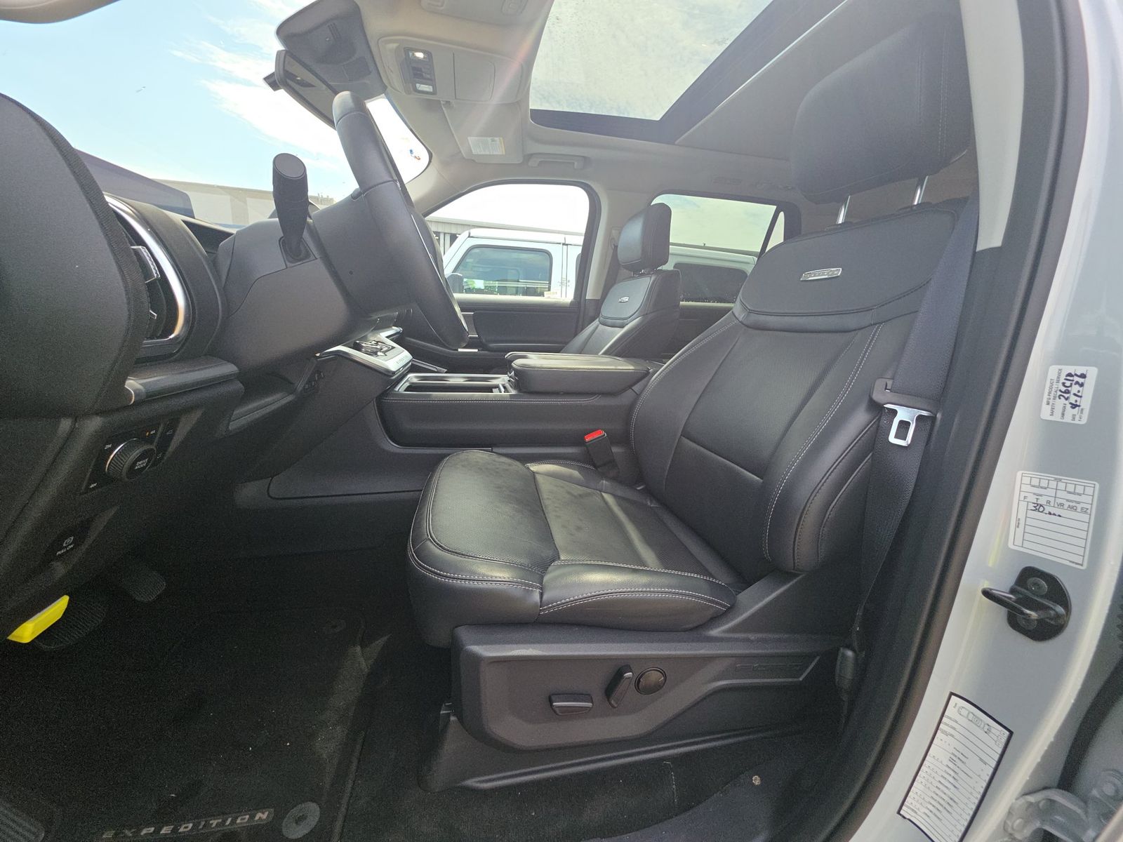 FORD EXPEDITION - 8