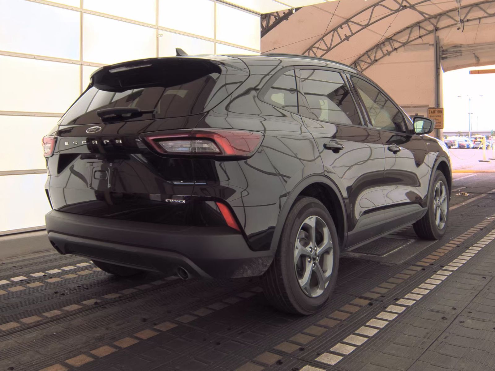 FORD ESCAPE - 5