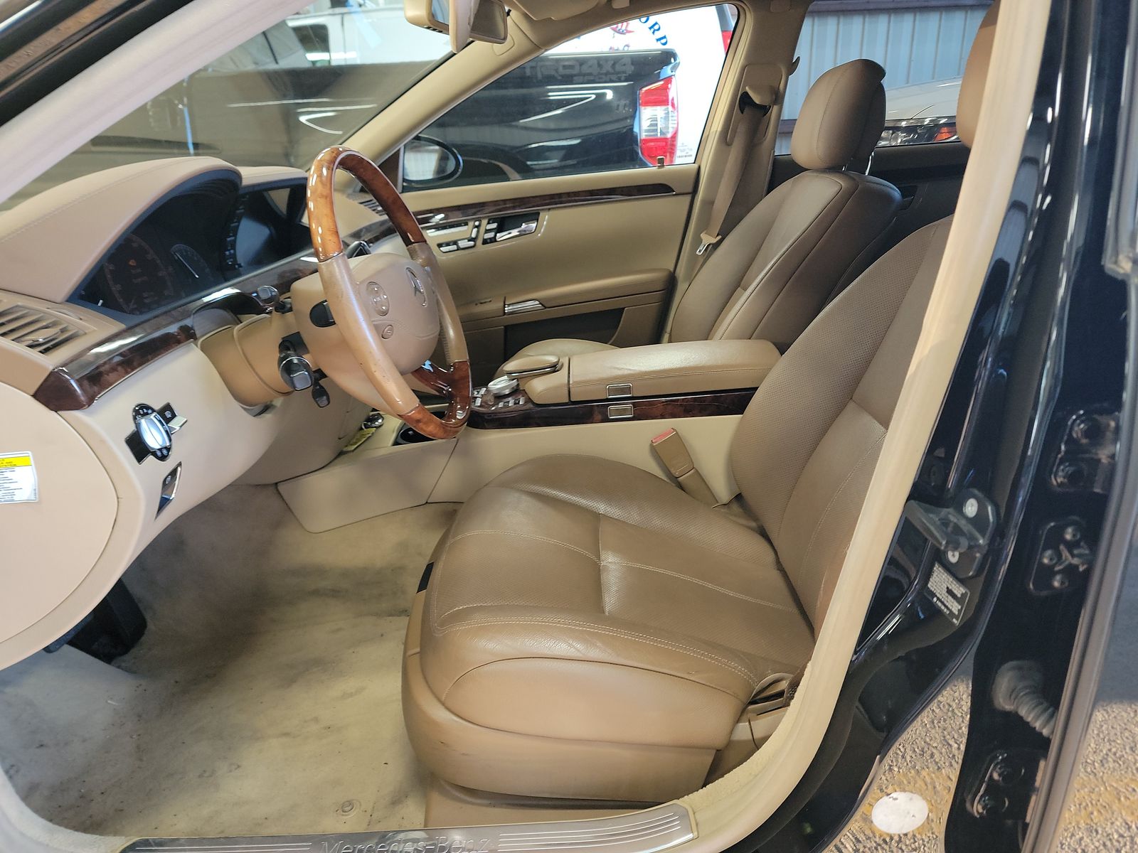 MERCEDES-BENZ S-CLASS - 8