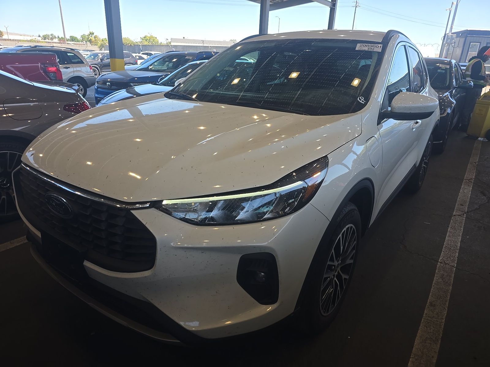 FORD ESCAPE - 1