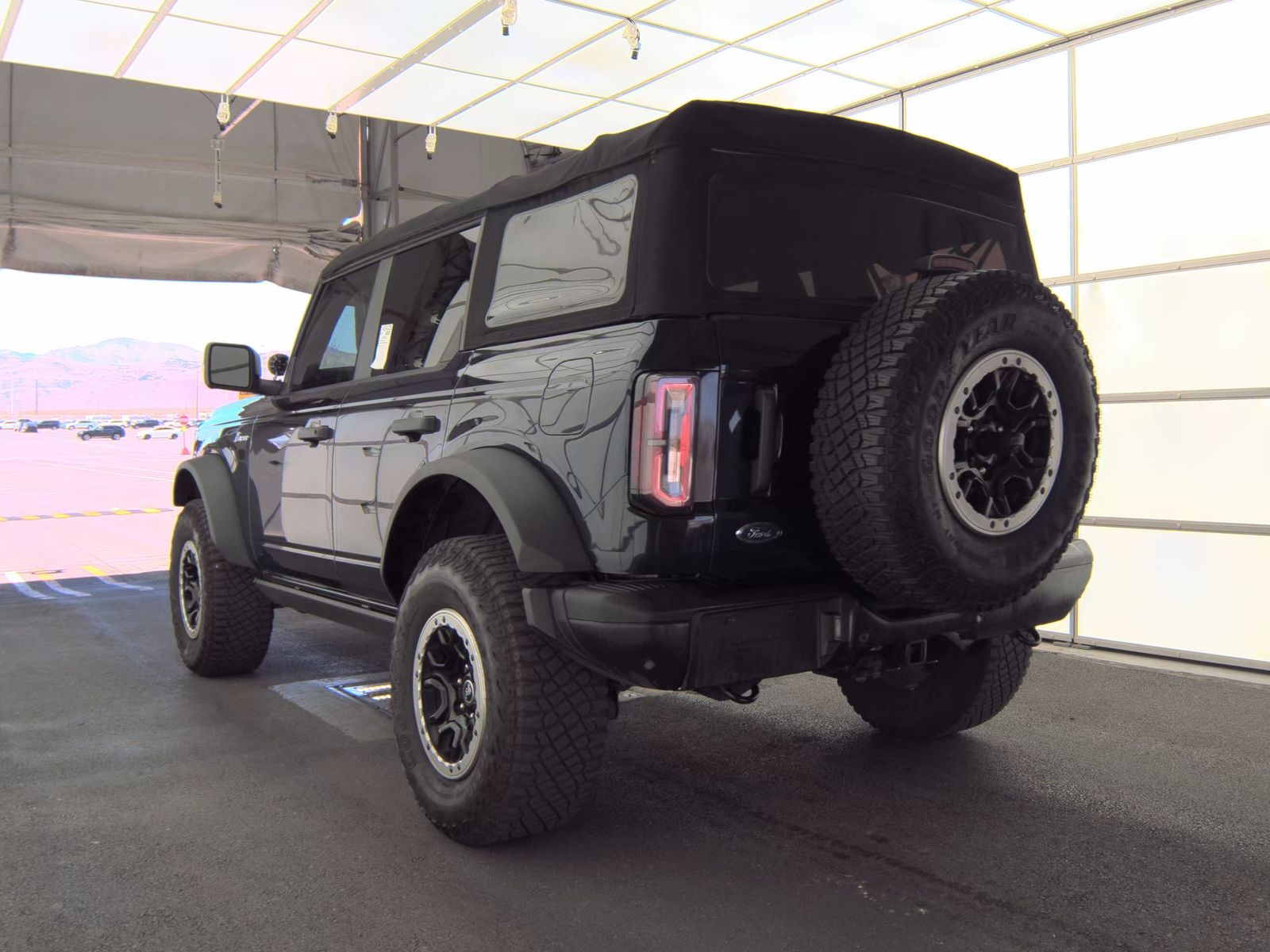 FORD BRONCO - 9