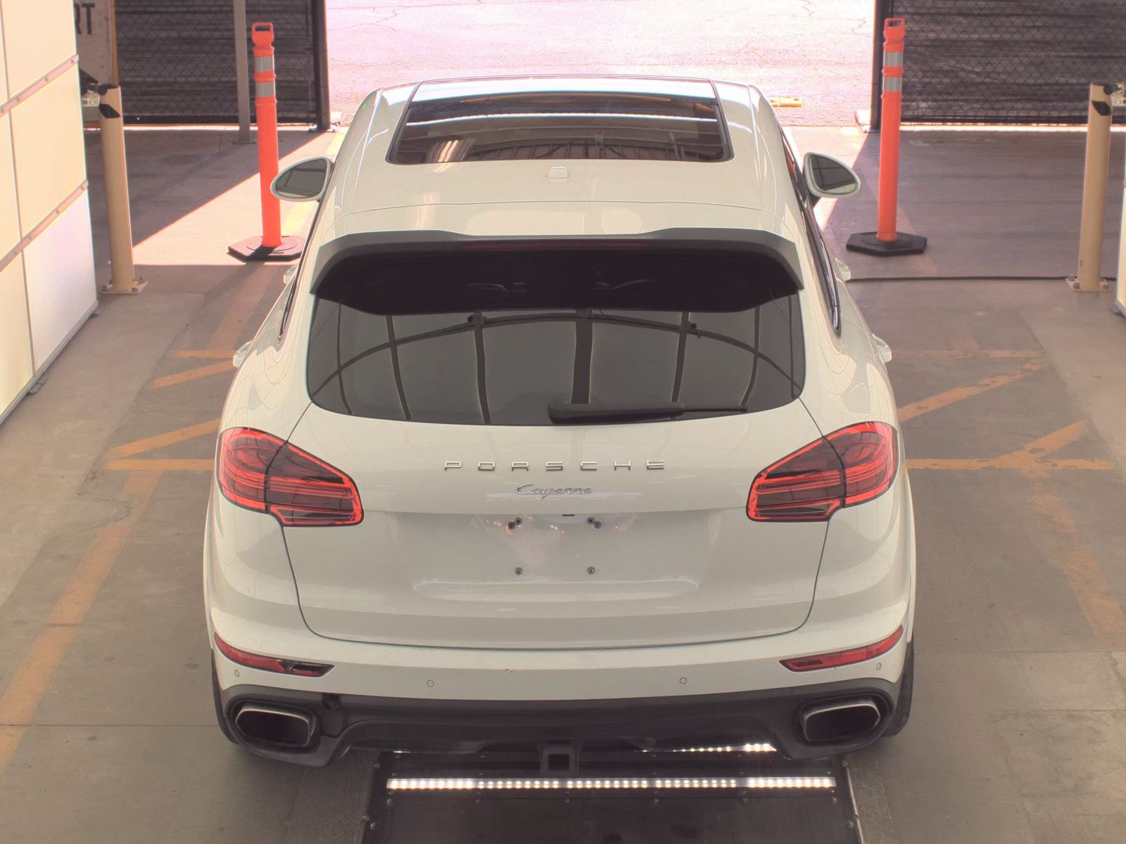 PORSCHE CAYENNE - 7