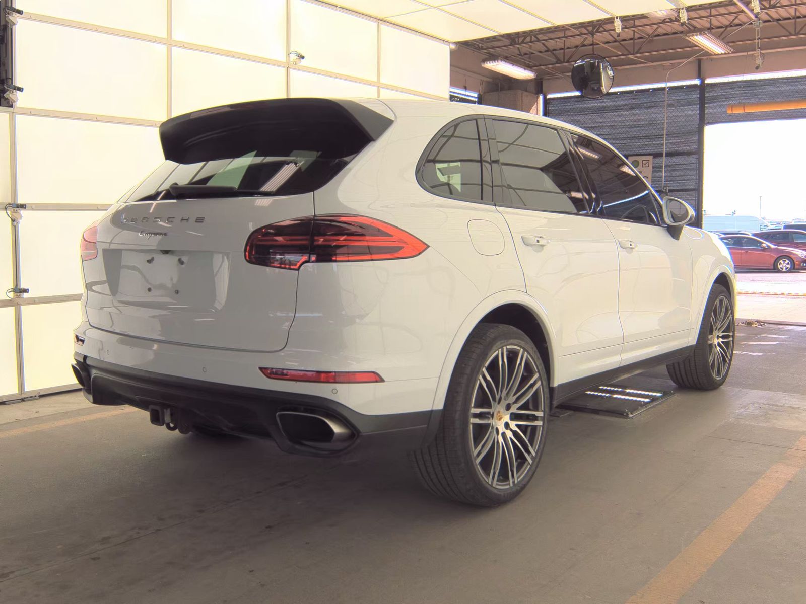 PORSCHE CAYENNE - 6