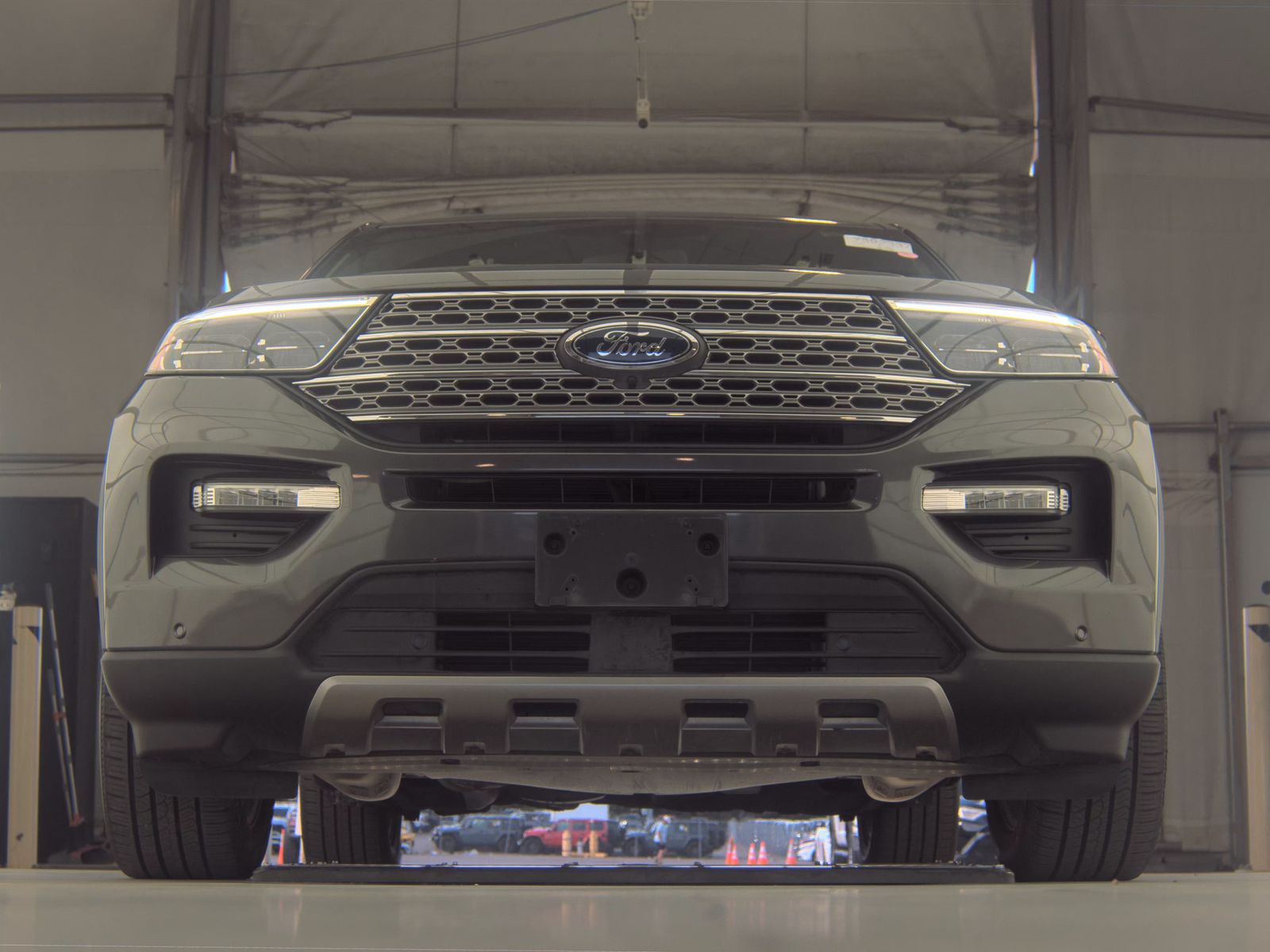 FORD EXPLORER - 4