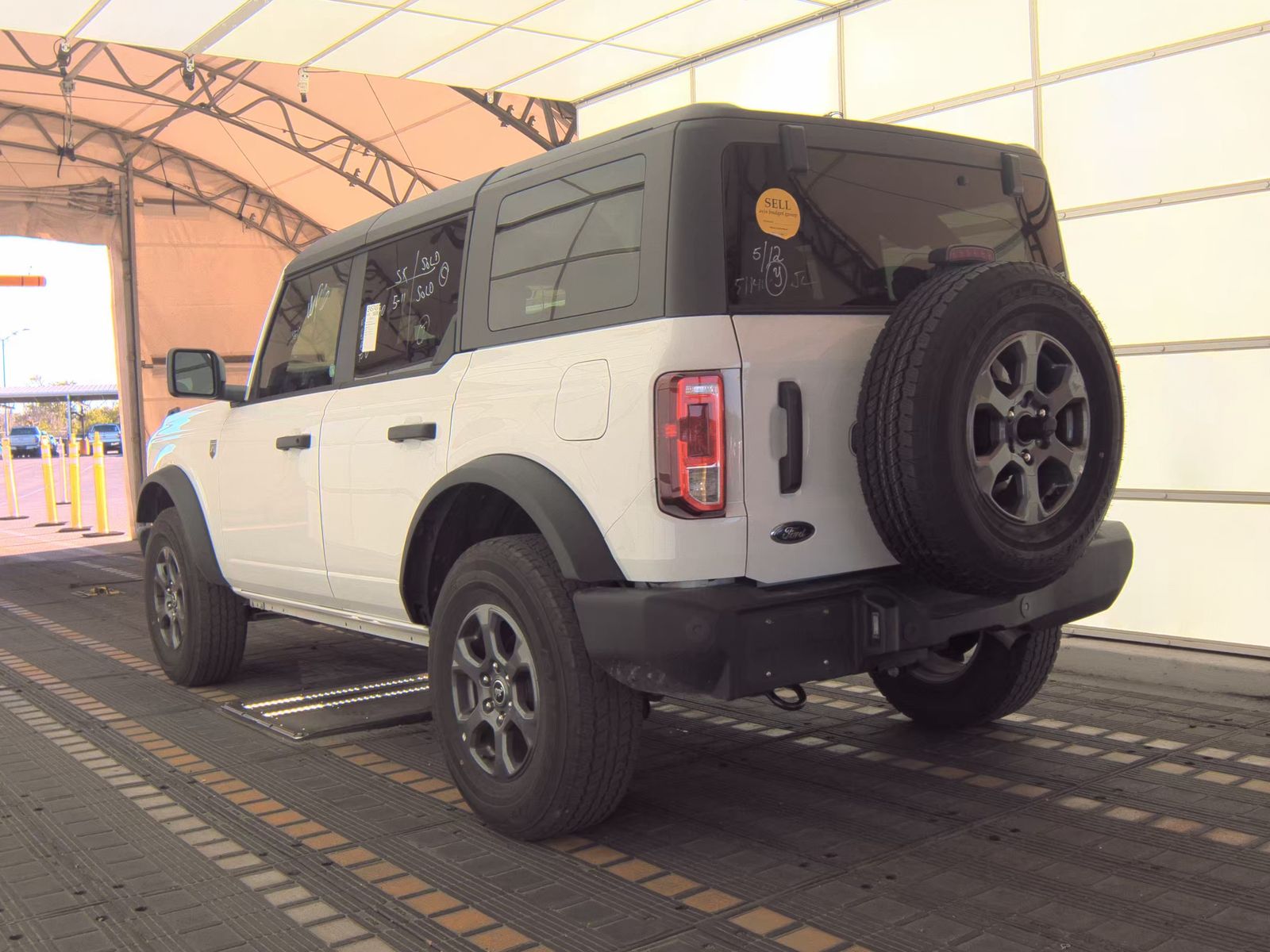 FORD BRONCO - 9