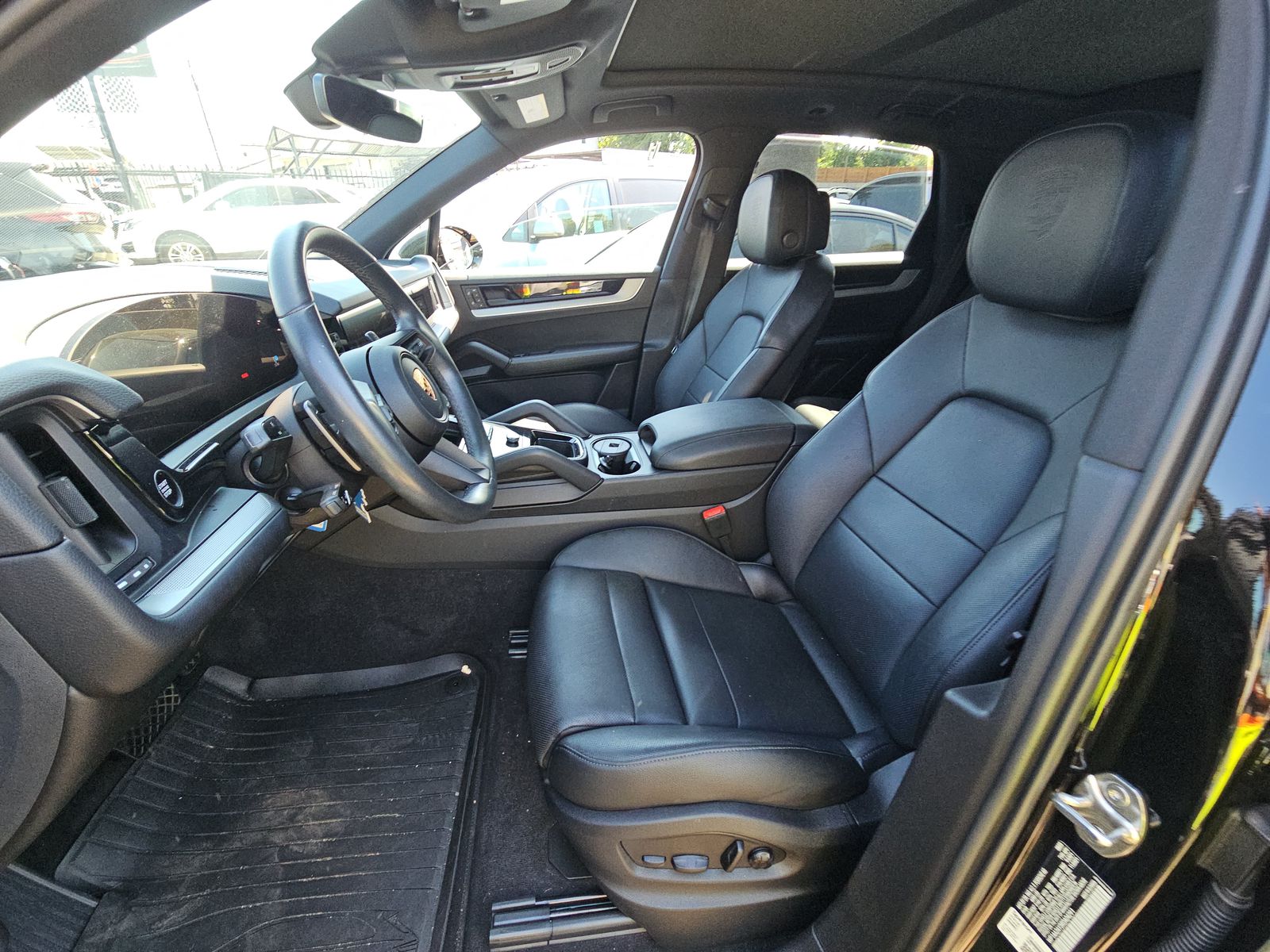 PORSCHE CAYENNE - 8