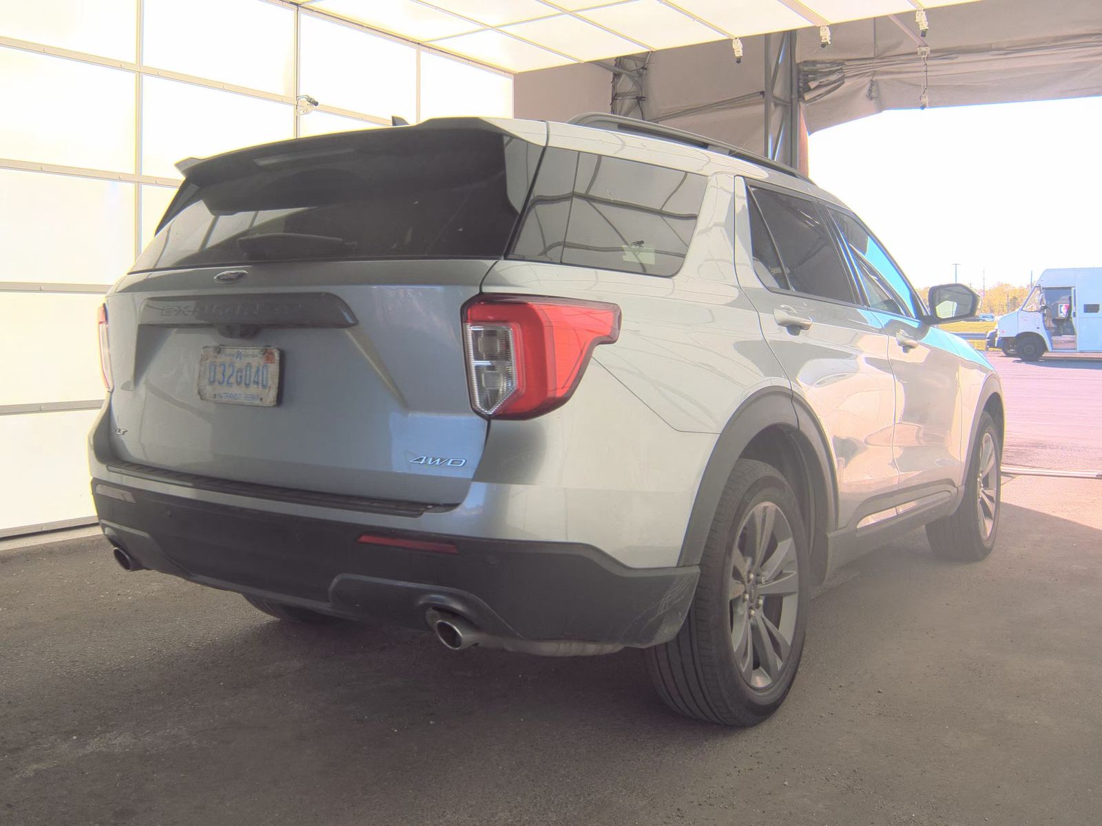 FORD EXPLORER - 6