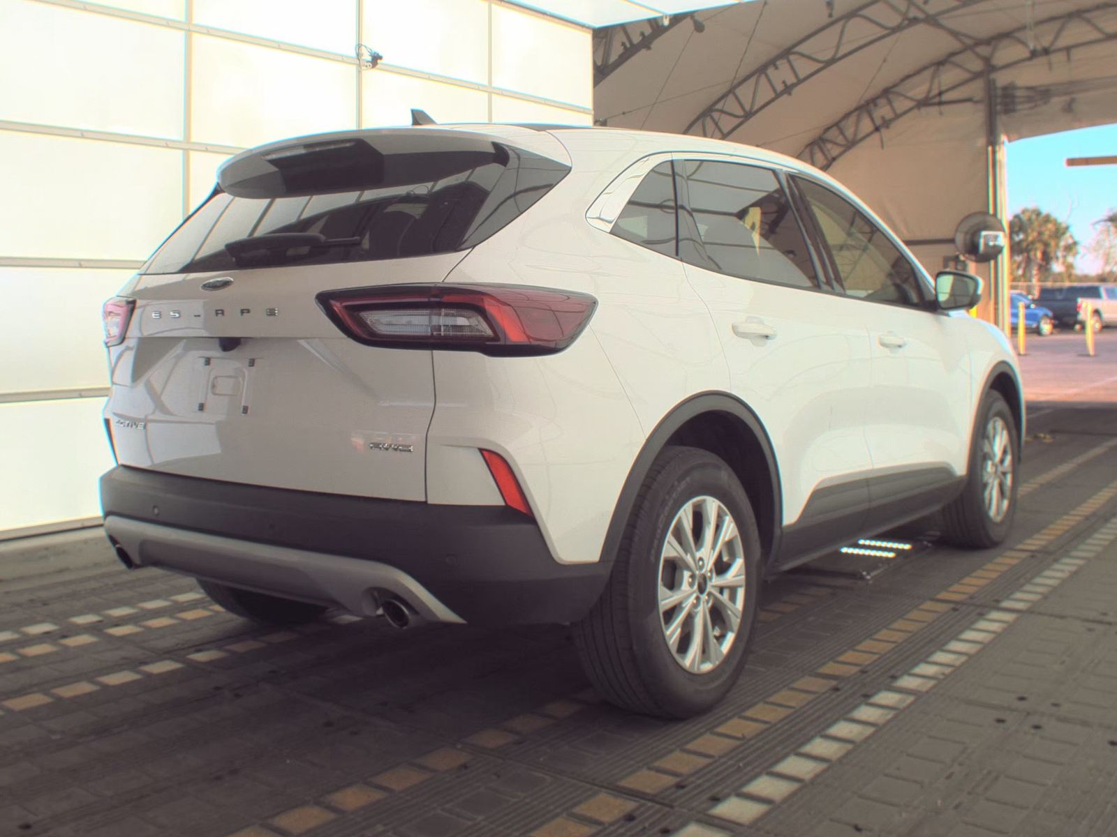FORD ESCAPE - 6