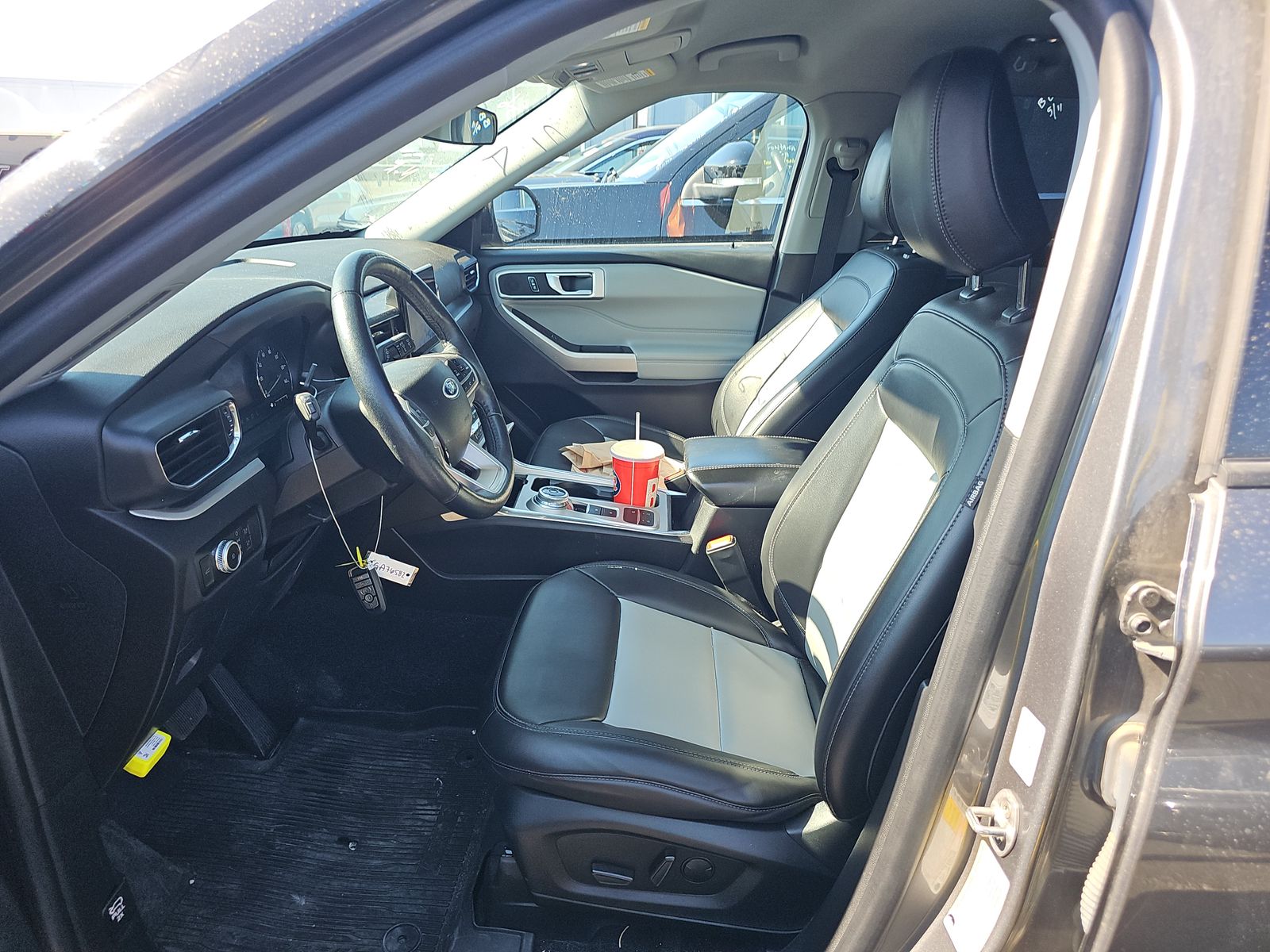 FORD EXPLORER - 8