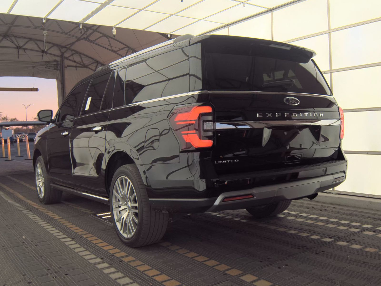 FORD EXPEDITION MAX - 9