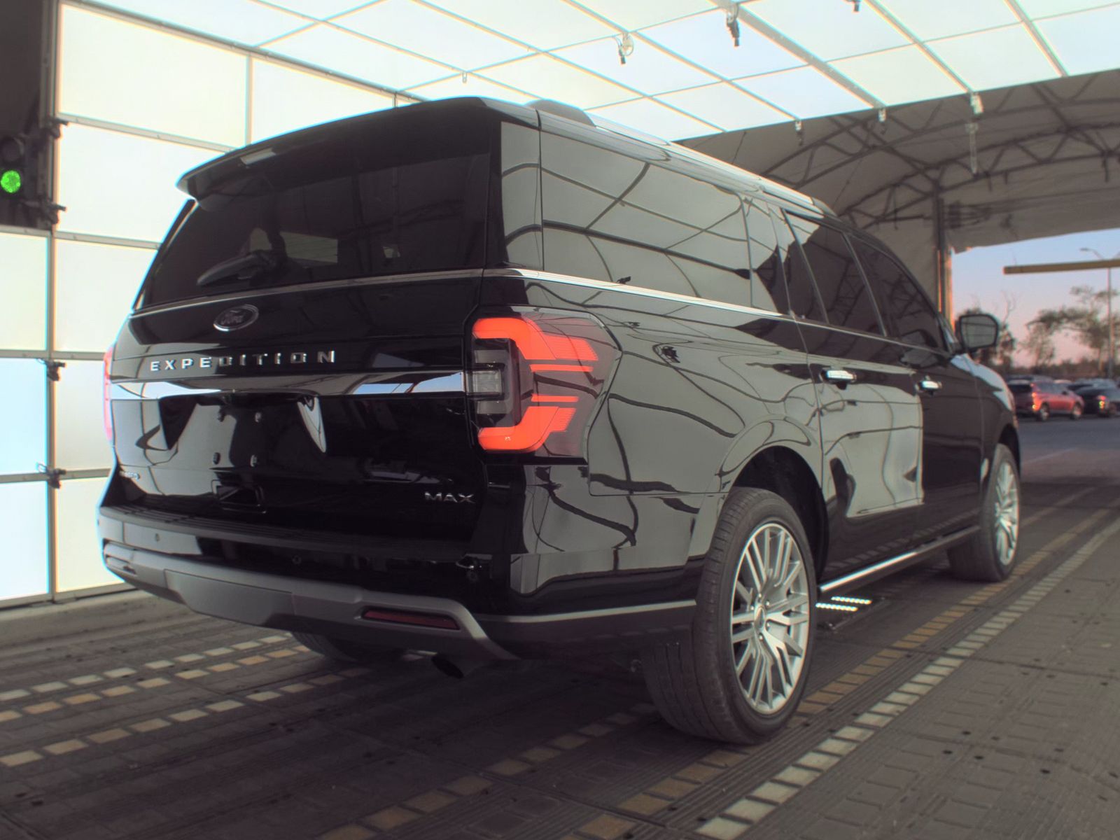FORD EXPEDITION MAX - 6