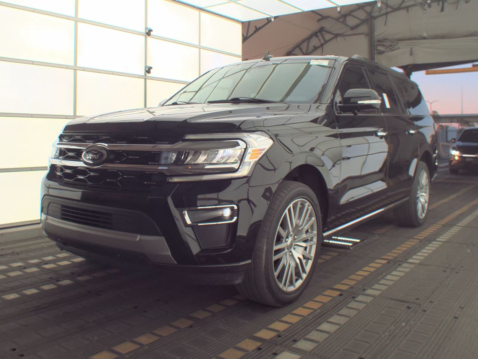 FORD EXPEDITION MAX - 1