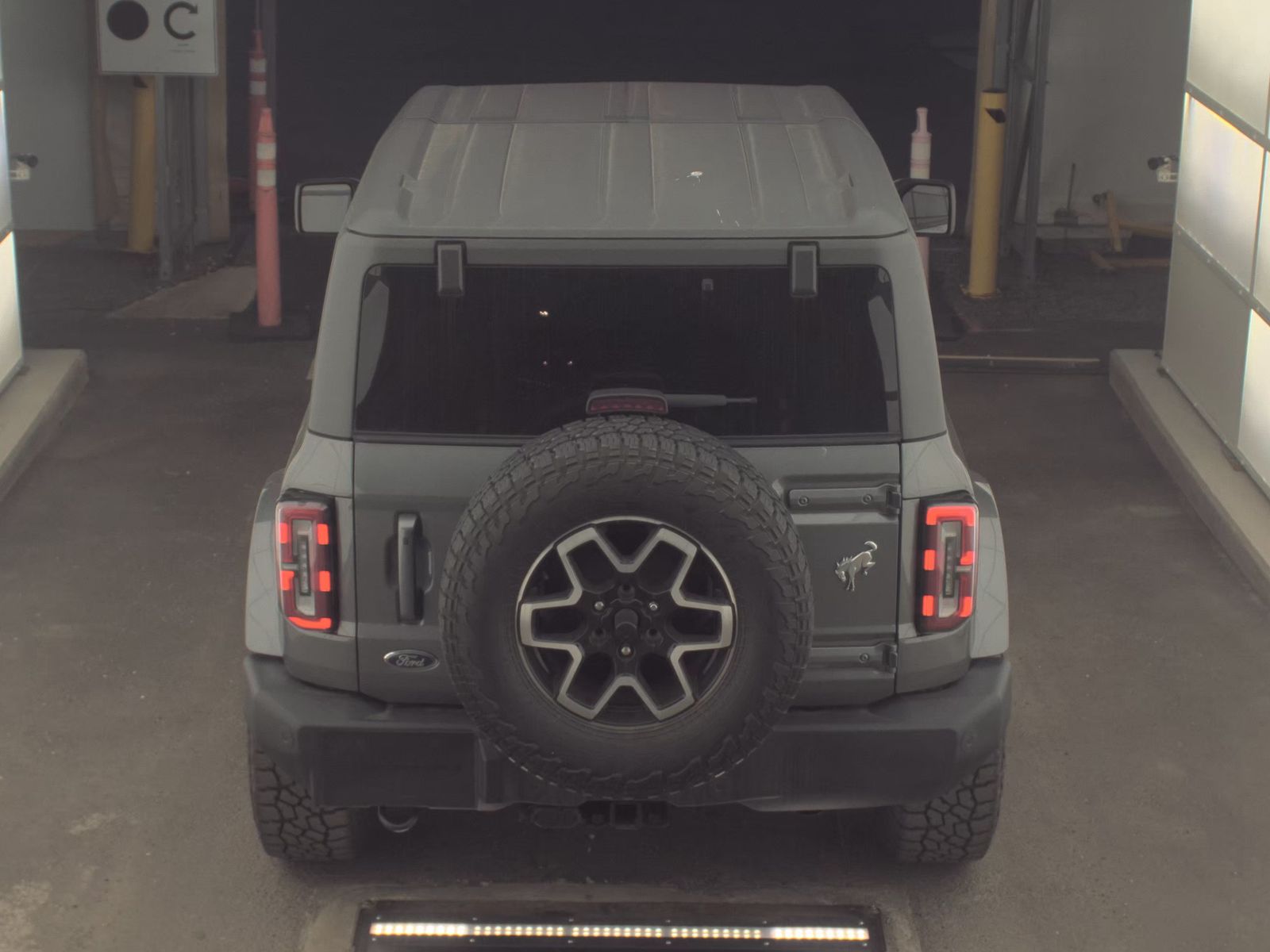 FORD BRONCO - 6
