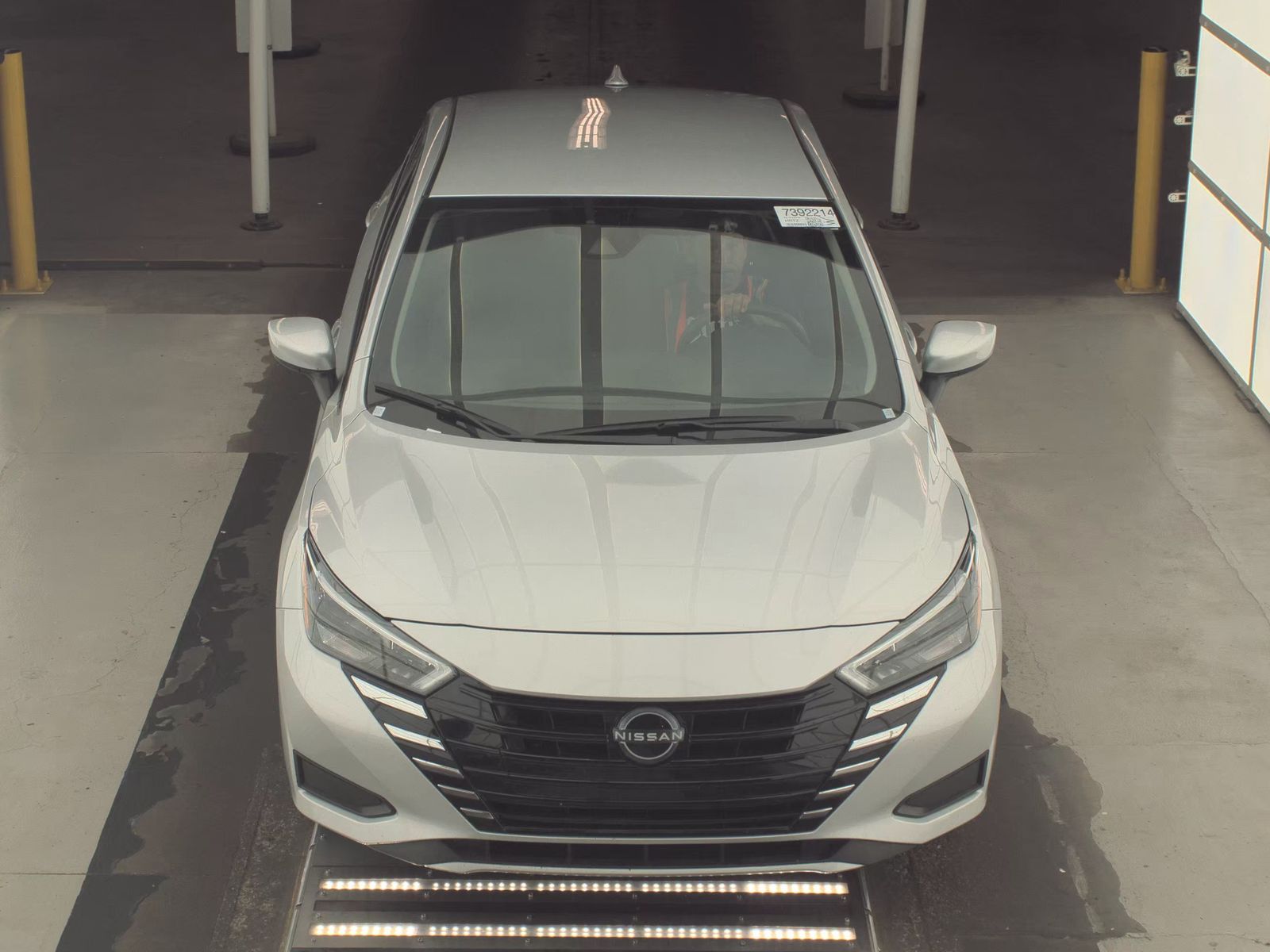 NISSAN VERSA - 3