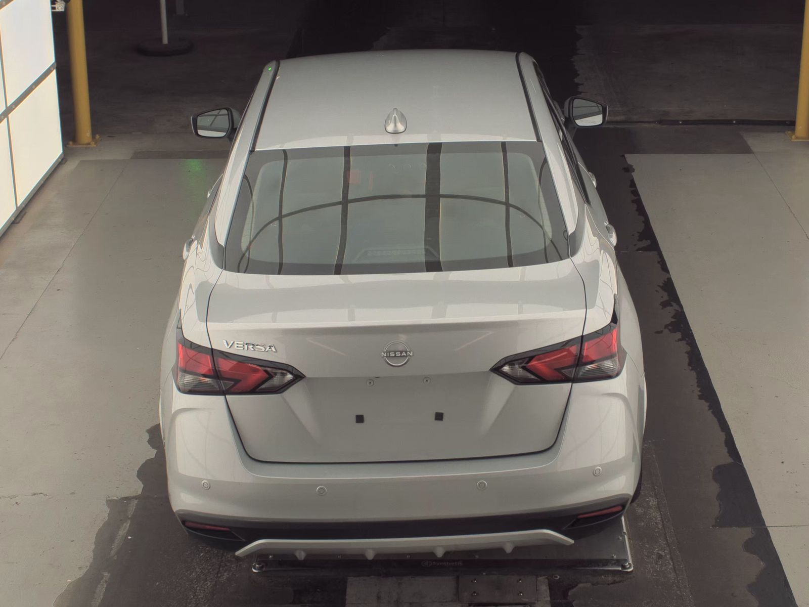 NISSAN VERSA - 7