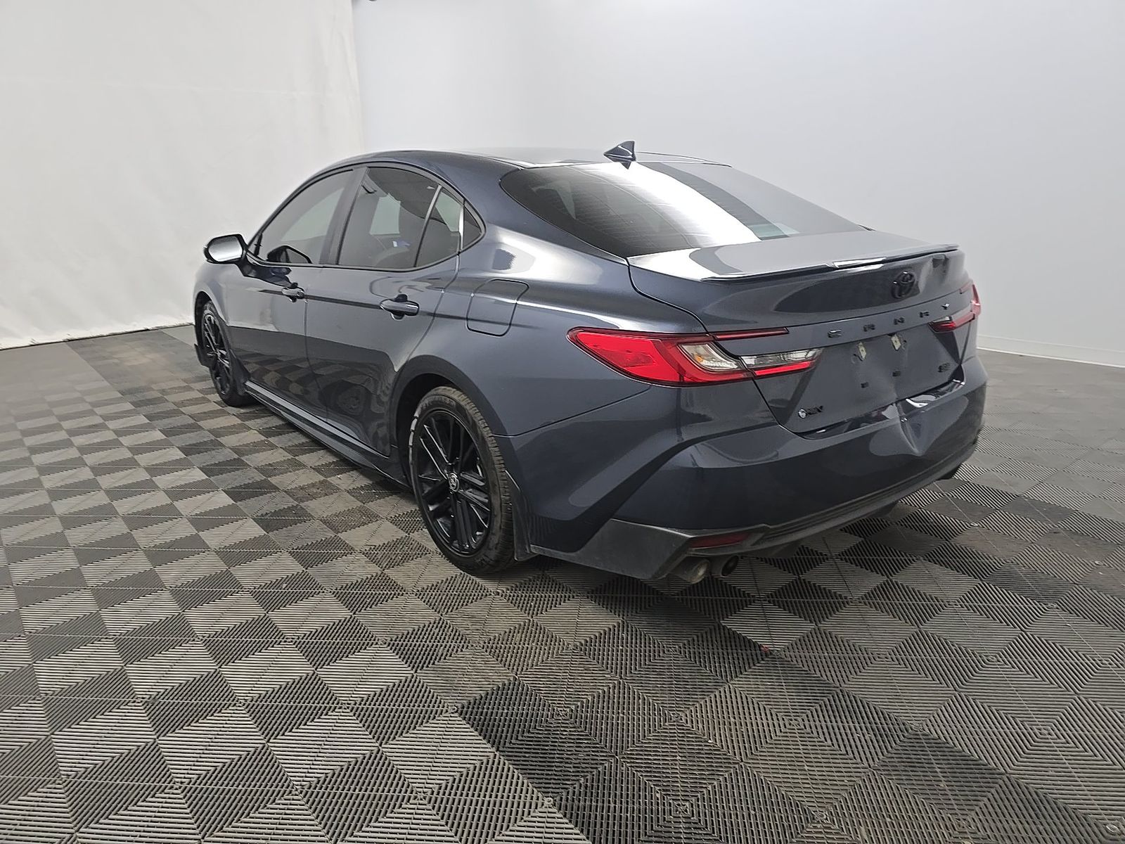TOYOTA CAMRY - 7