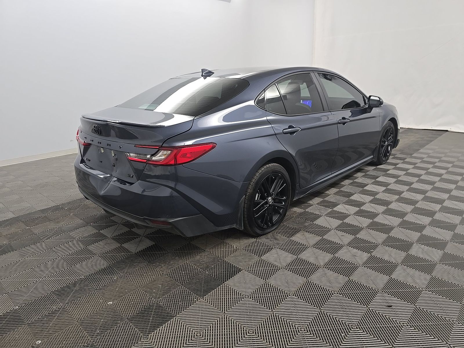 TOYOTA CAMRY - 5