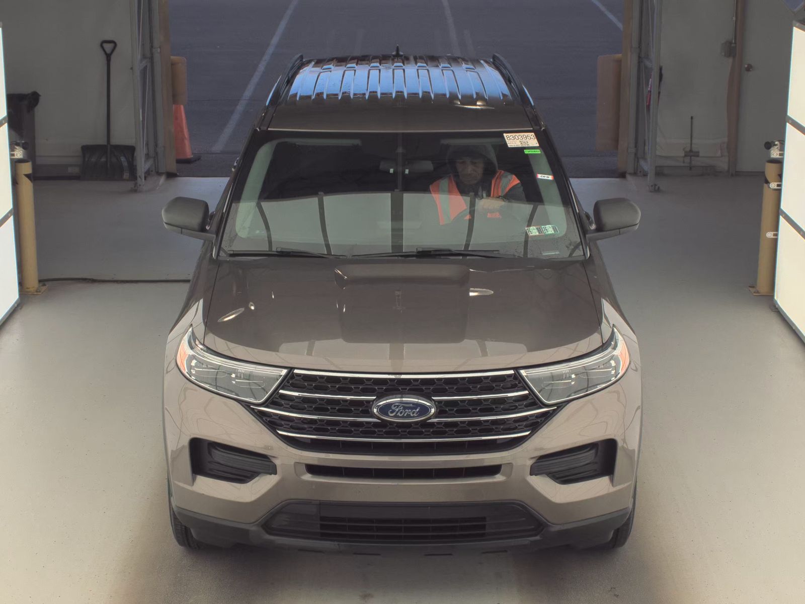 FORD EXPLORER - 3