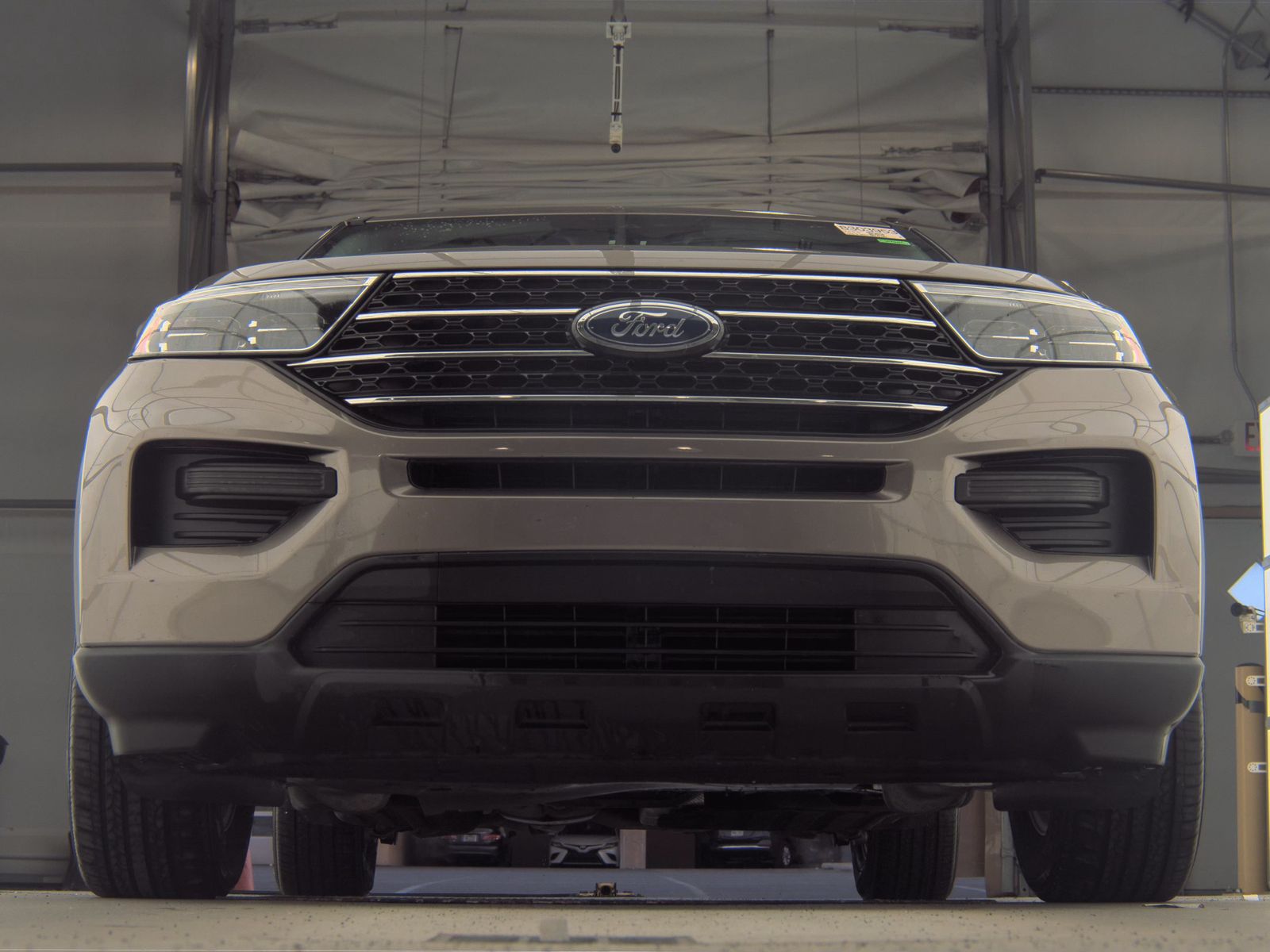 FORD EXPLORER - 4