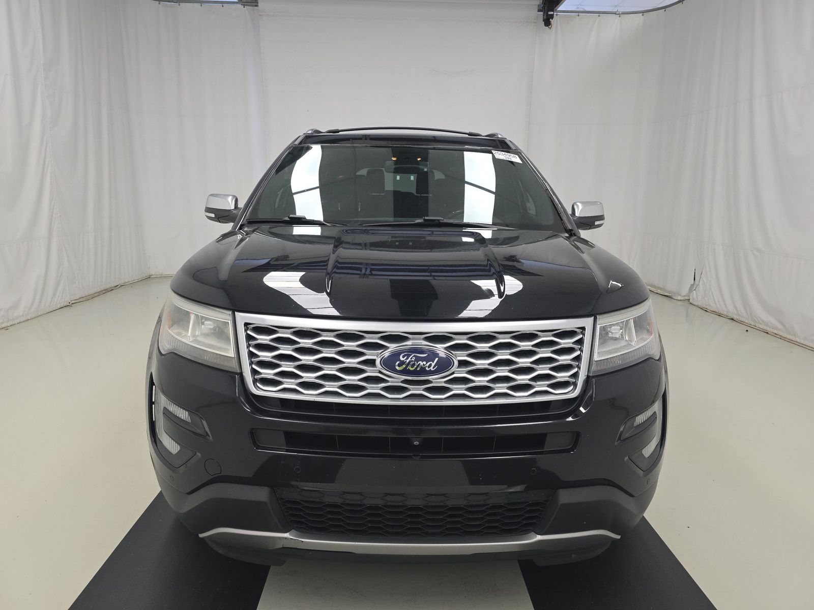 FORD EXPLORER - 3