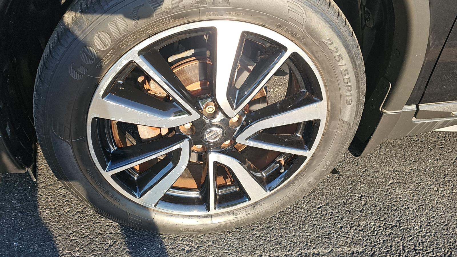 2018 Nissan Rogue SL FWD