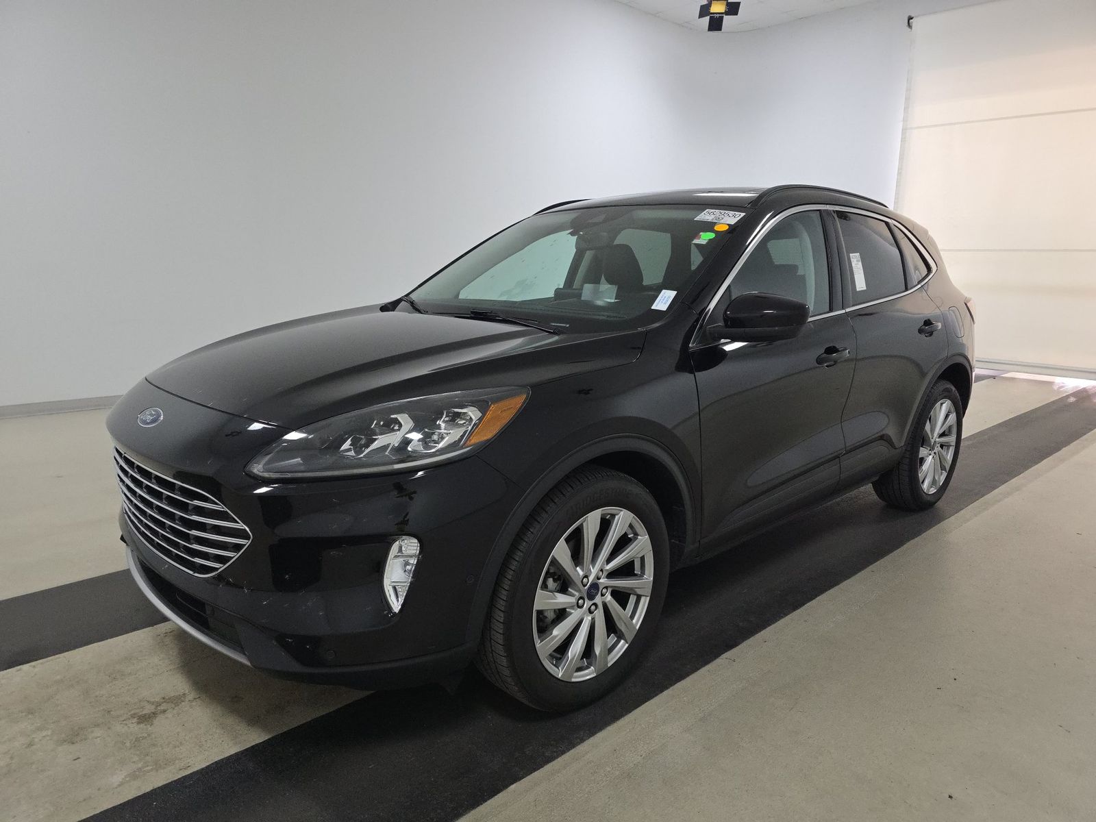 2022 Ford Escape Titanium AWD