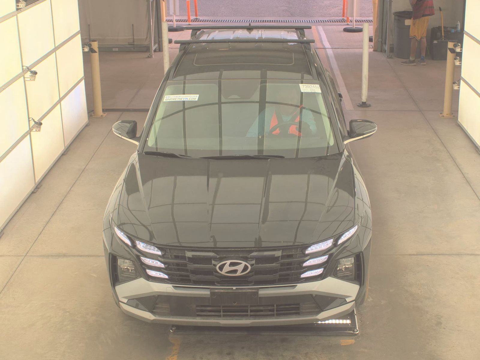 HYUNDAI TUCSON - 3