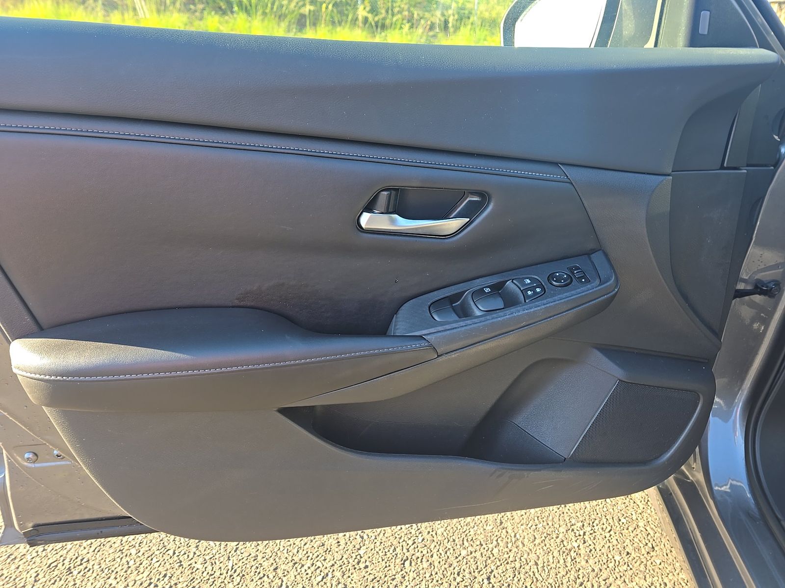 NISSAN SENTRA - 4