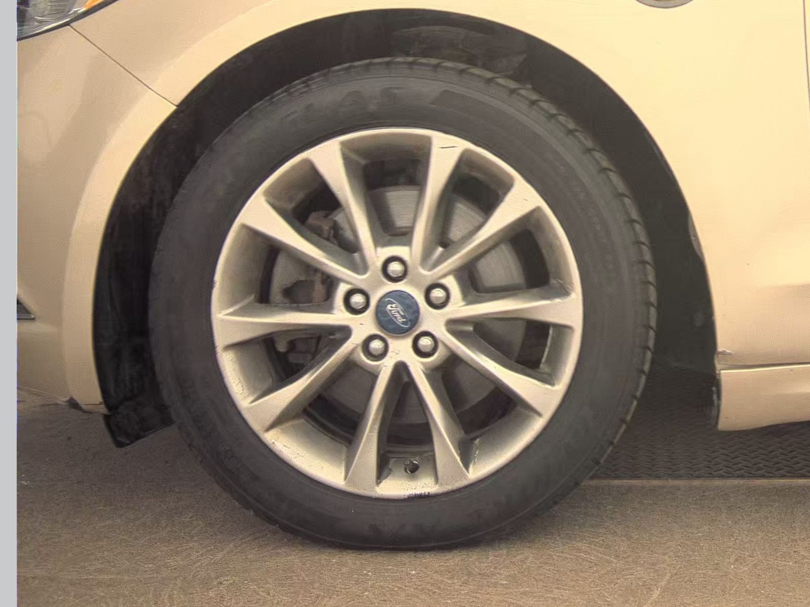 2017 Ford Fusion Energi SE FWD