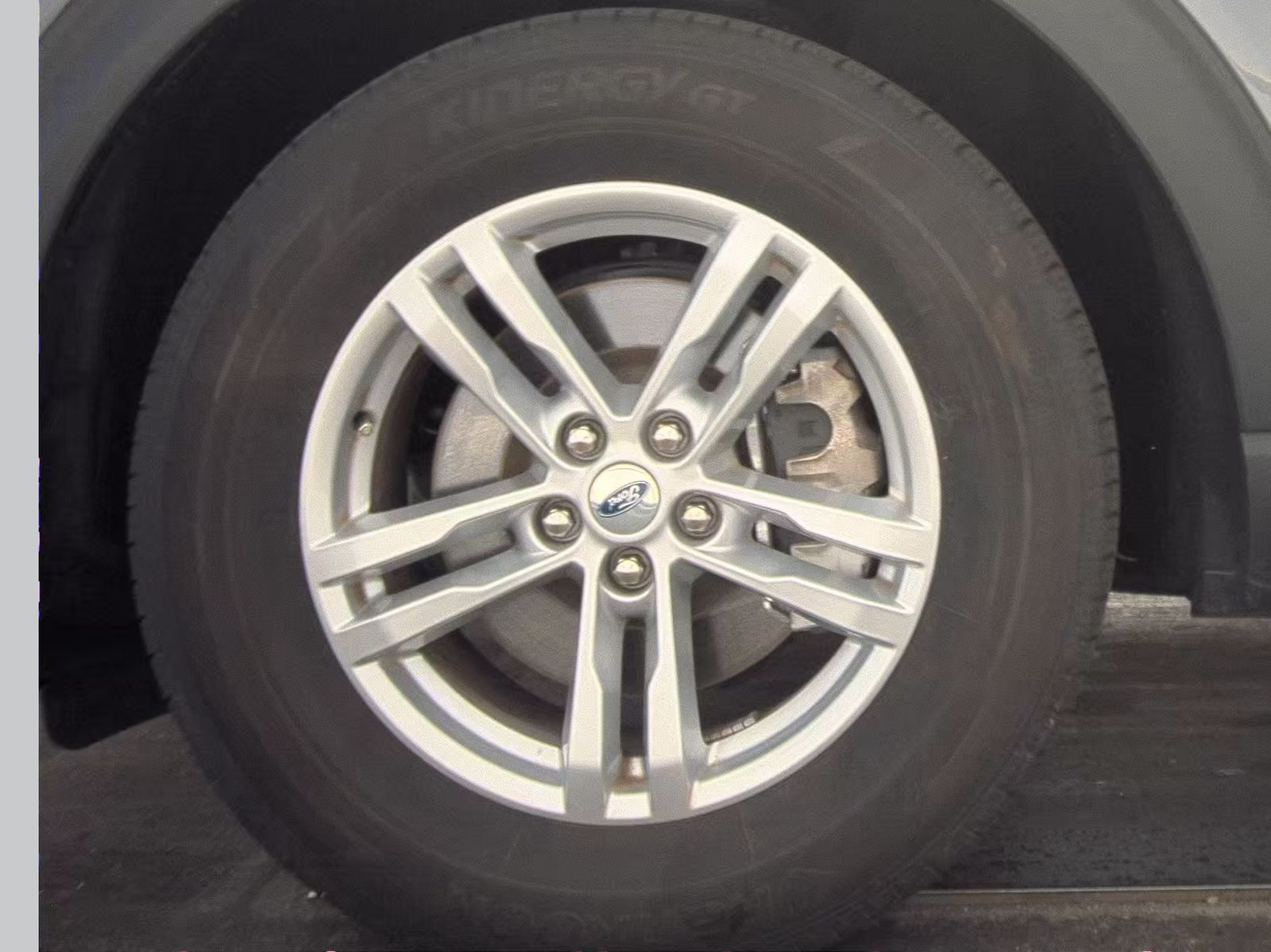 FORD EXPLORER - 10