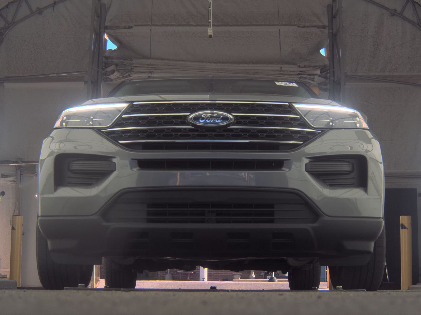 FORD EXPLORER - 4