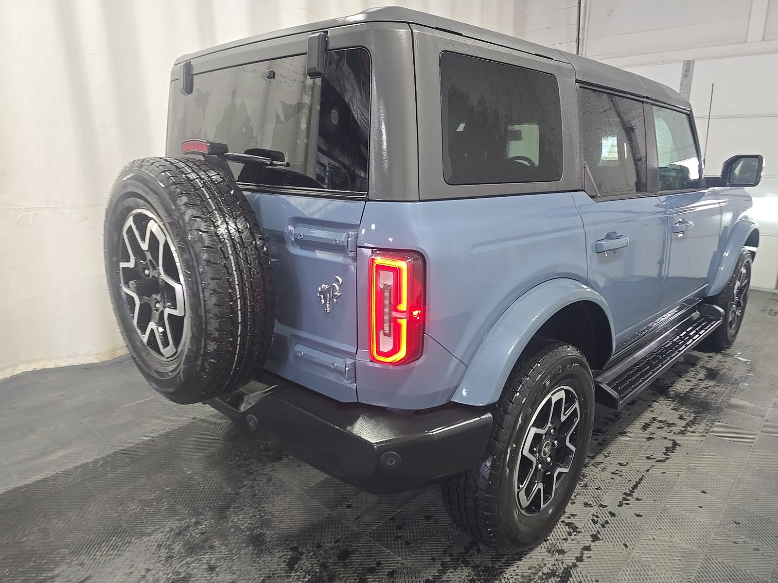 FORD BRONCO - 5