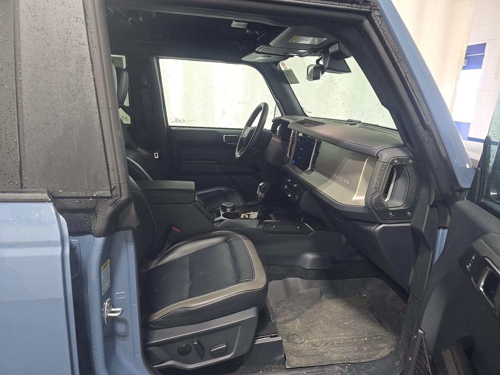 FORD BRONCO - 9