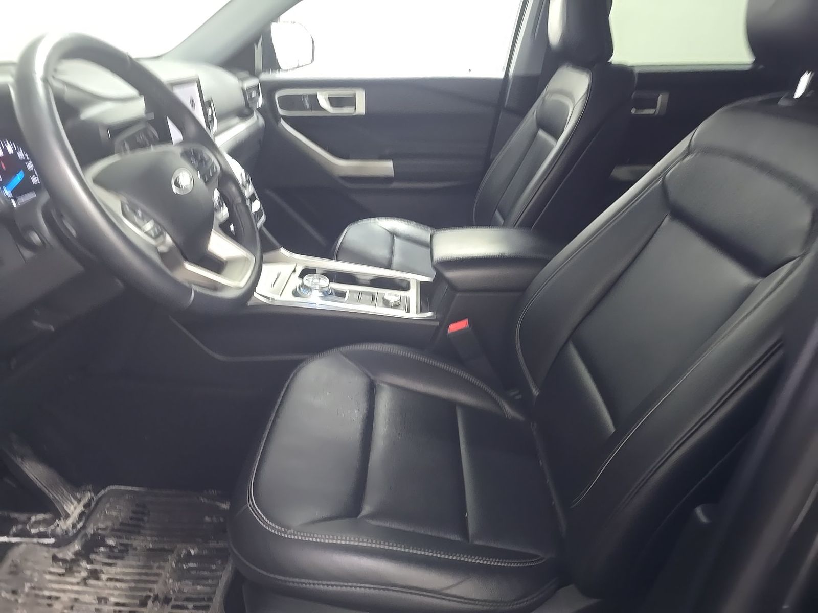 FORD EXPLORER - 8