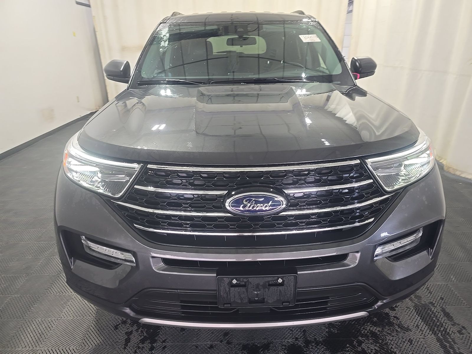 FORD EXPLORER - 3