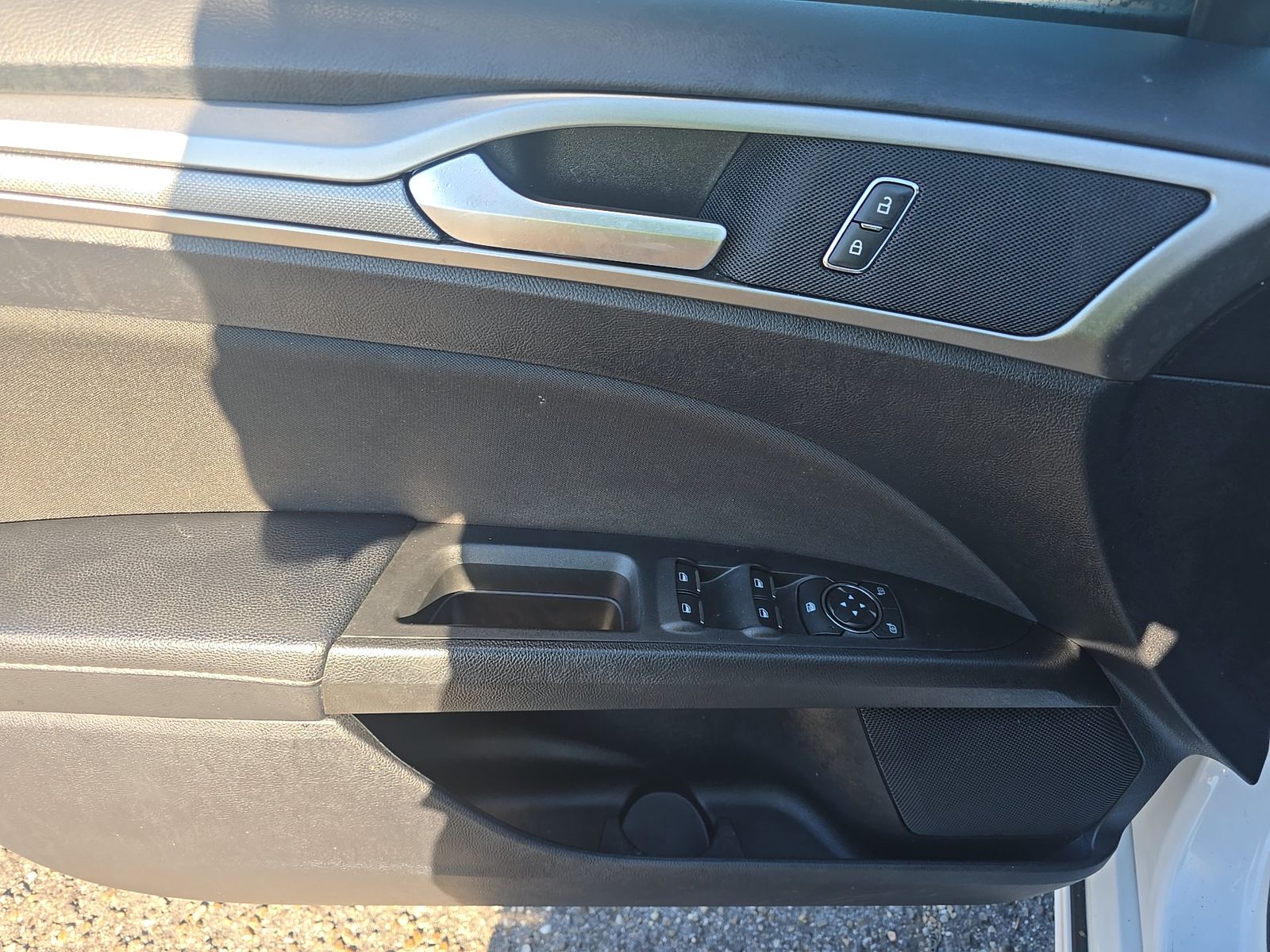 FORD FUSION - 10