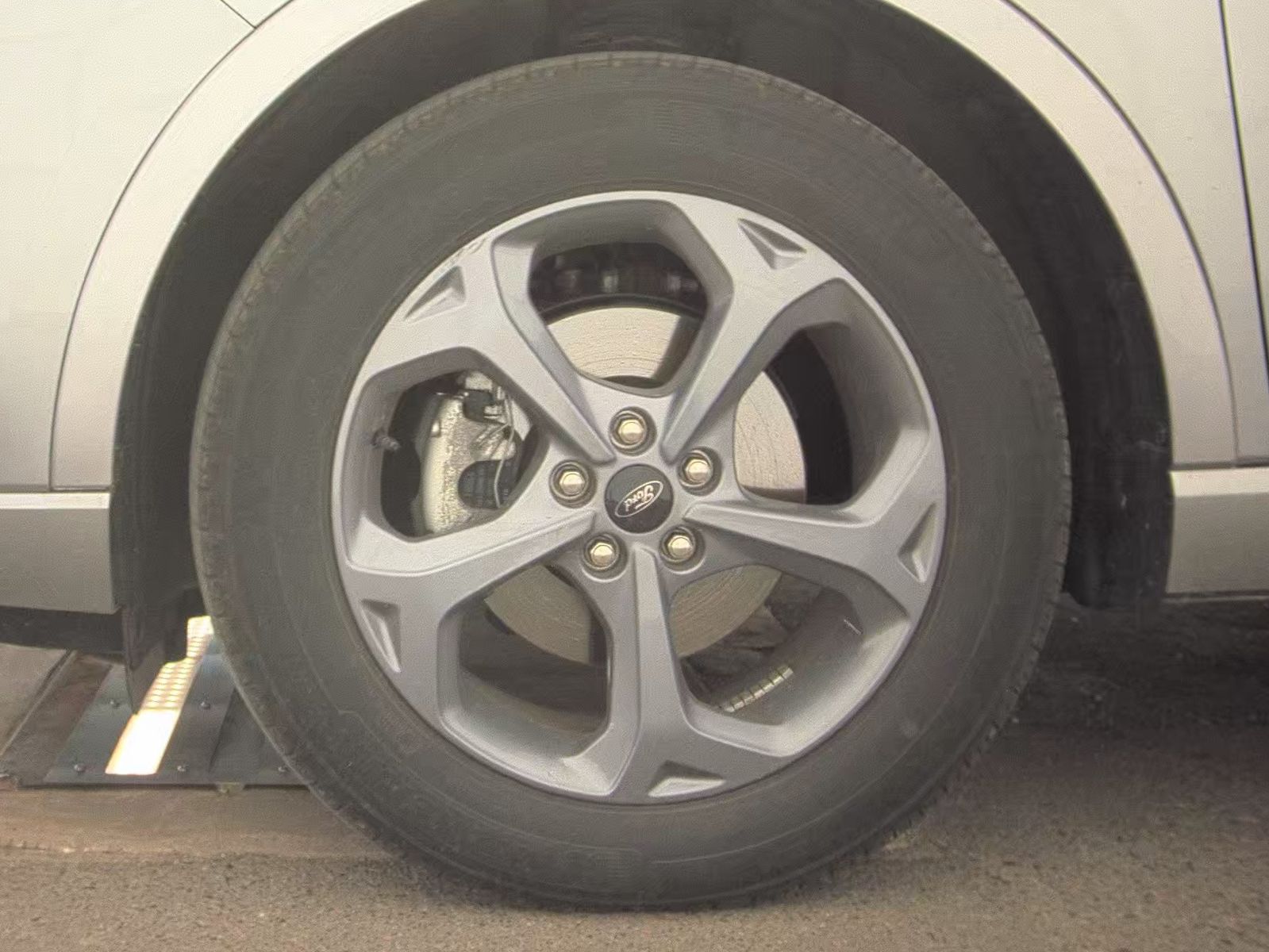 FORD ESCAPE - 10