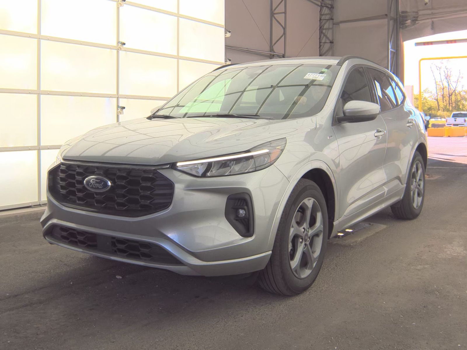 FORD ESCAPE - 1
