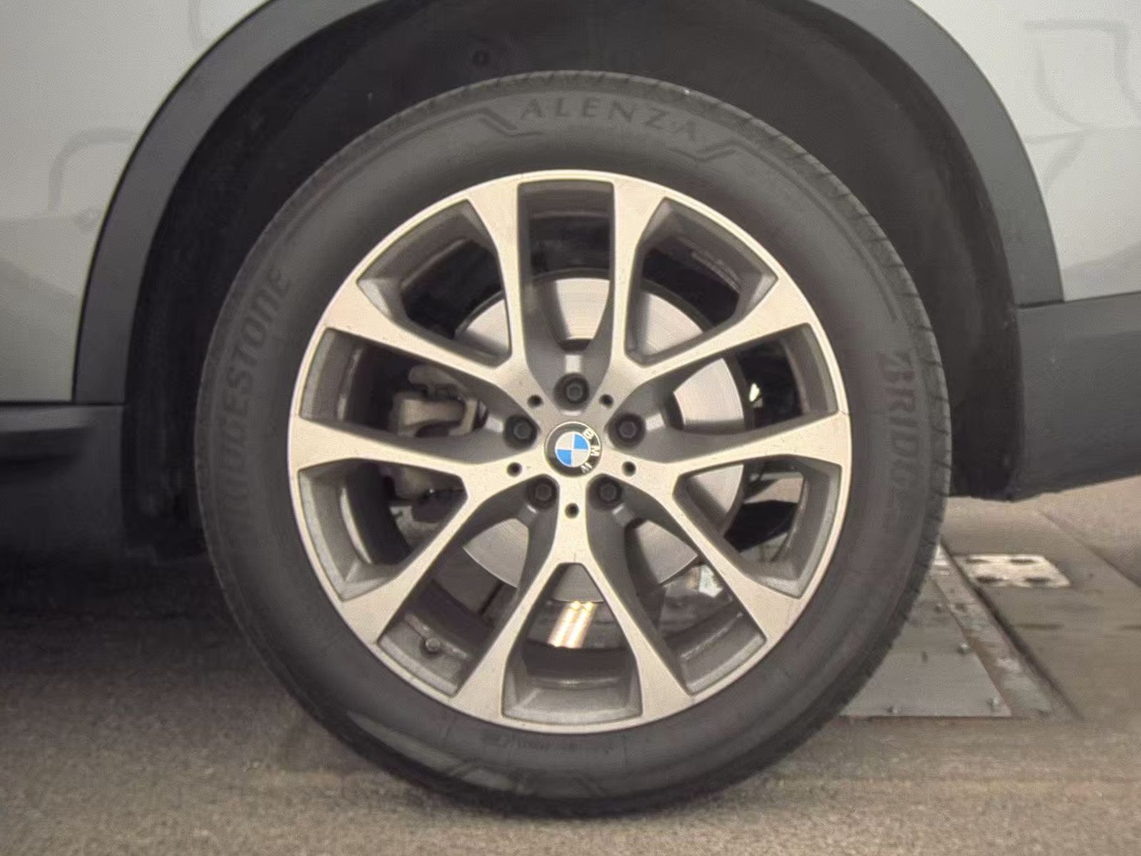 2026 BMW X5 xDrive40i AWD