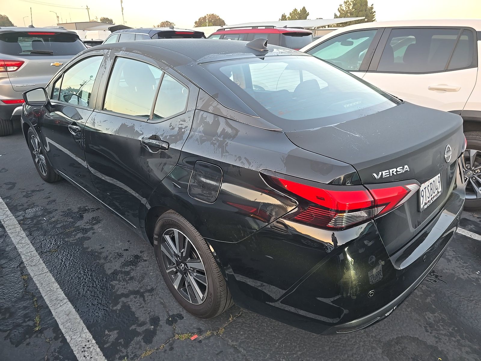 NISSAN VERSA - 7