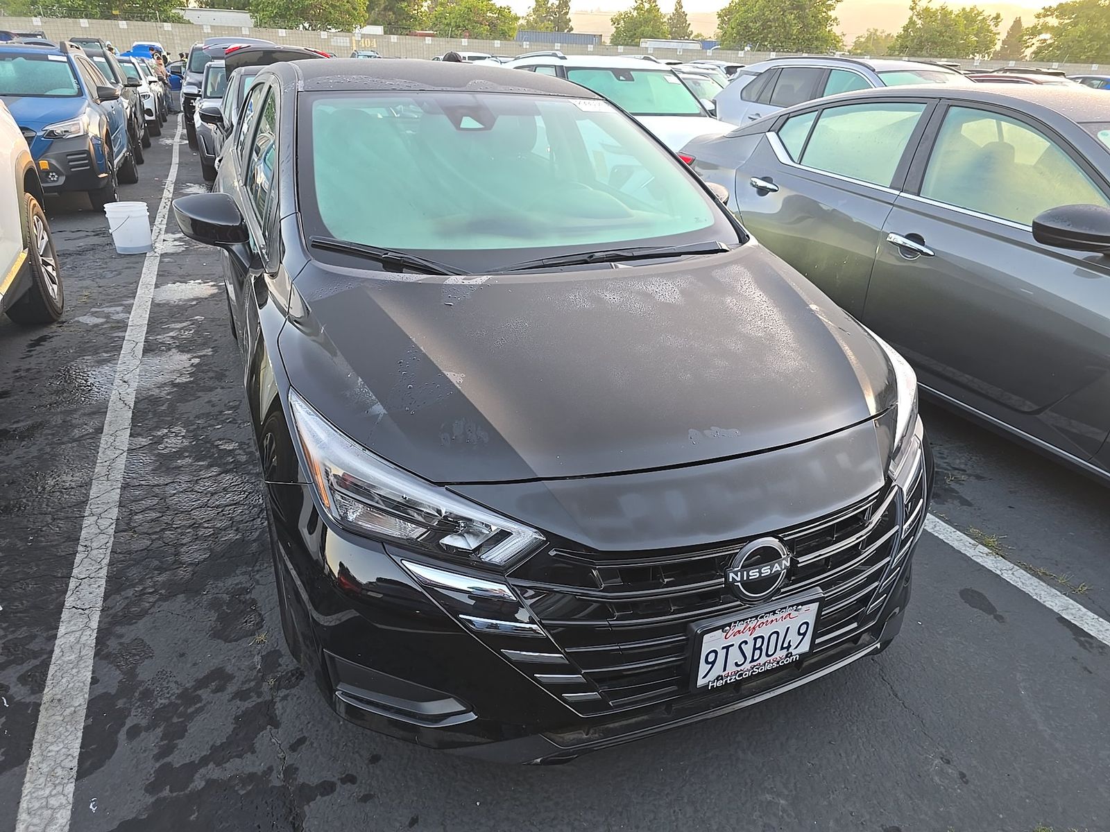 NISSAN VERSA - 3