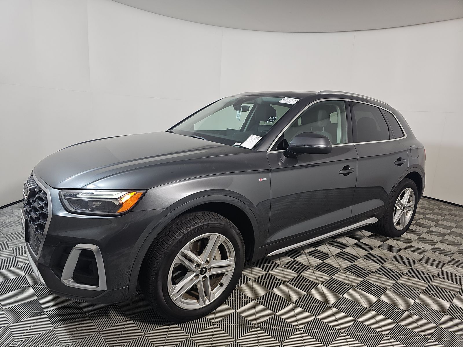 2023 Audi Q5 e Plug-In Hybrid S line Premium Plus AWD